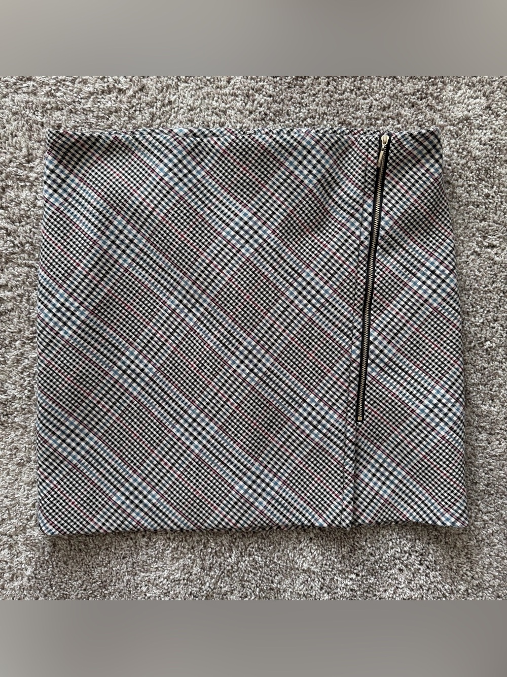 White House Black Market Black, Ivory, Pink, Blue Plaid Mini Skirt with Side Zip